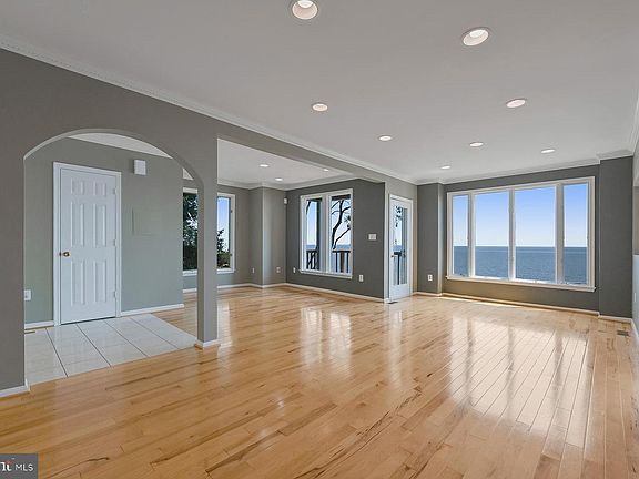 4th image of 6447 Randle Ave
