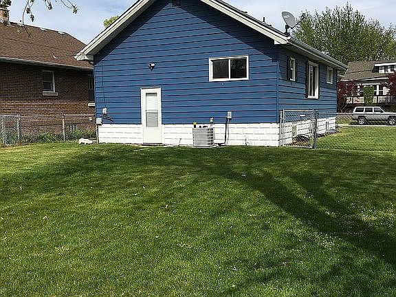 4th image of 8836 Parrish Ave