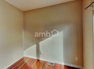 7353 Rainier Dr, Everett, WA 98203