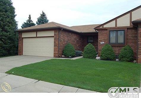 13721 Bayview 002.jpg