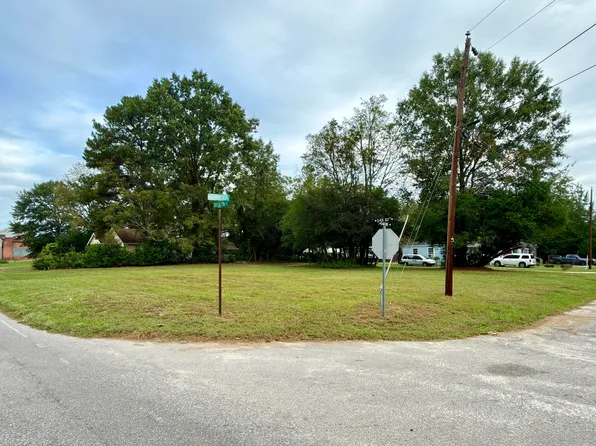 207 Brooklyn St, Sumter, SC 29150