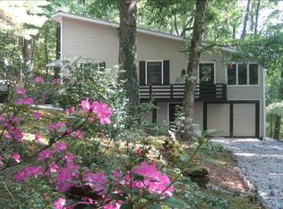 376 Lesters Hl, Suches, GA 30572