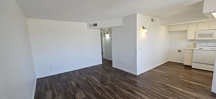 1st image of 45 N Phyllis APT 202