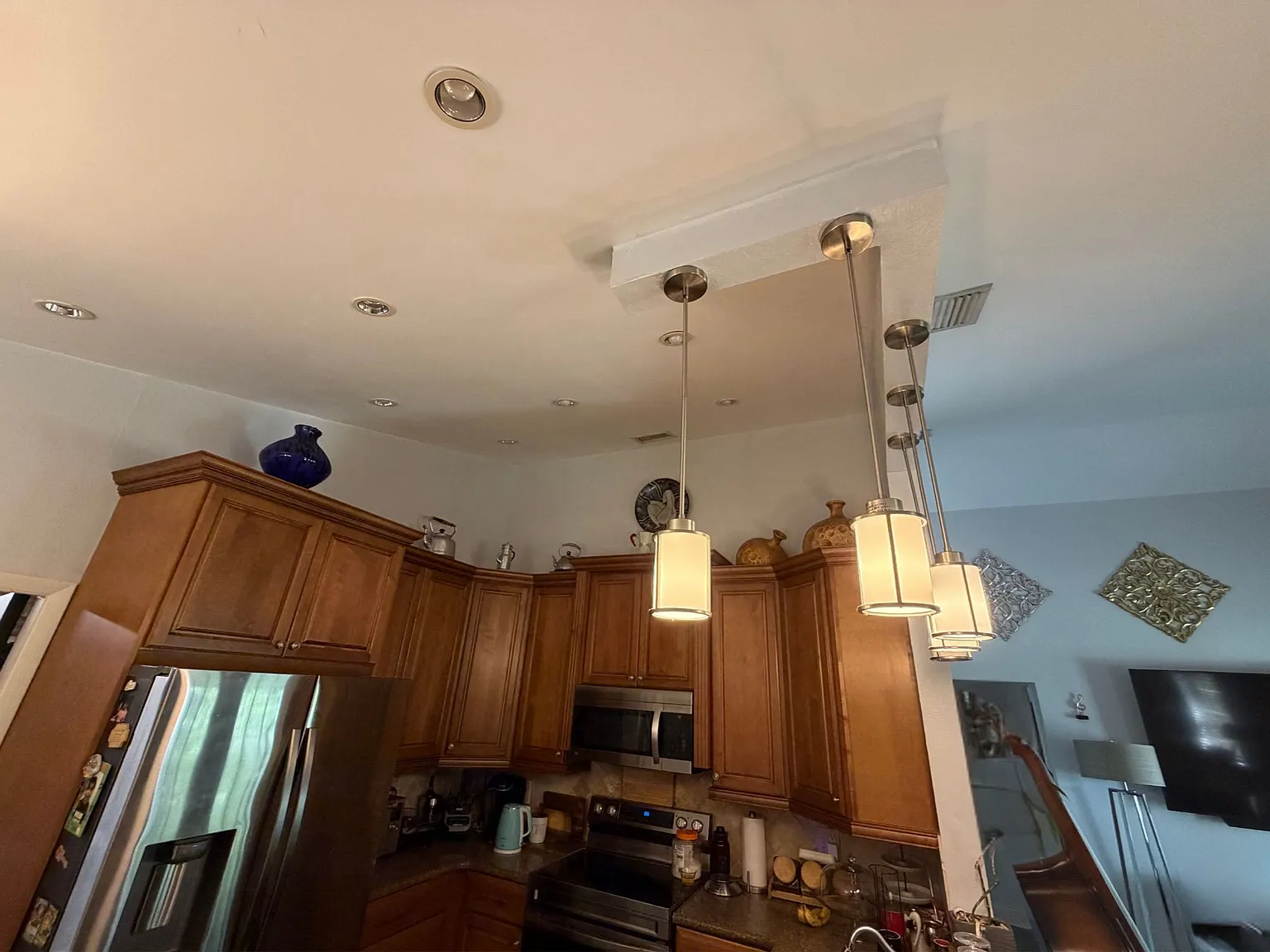3 bed, 1465 sqft, $3,650 — Photo 2