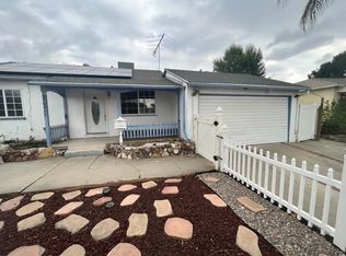 8904 Wakefield Ave, Panorama City, CA 91402