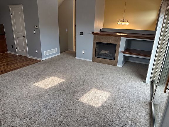 4th image of 223 NE 45th Ln