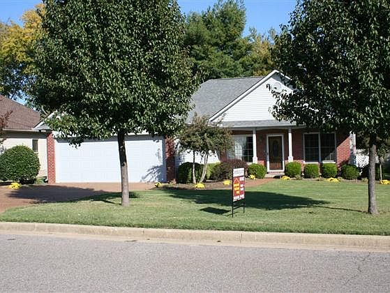 1st image of 2166 Oakmont Ave