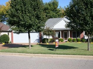 2166 Oakmont Ave, Dyersburg, TN 38024