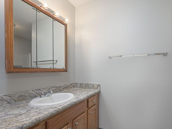 4th image of 3785 Long Dr #2