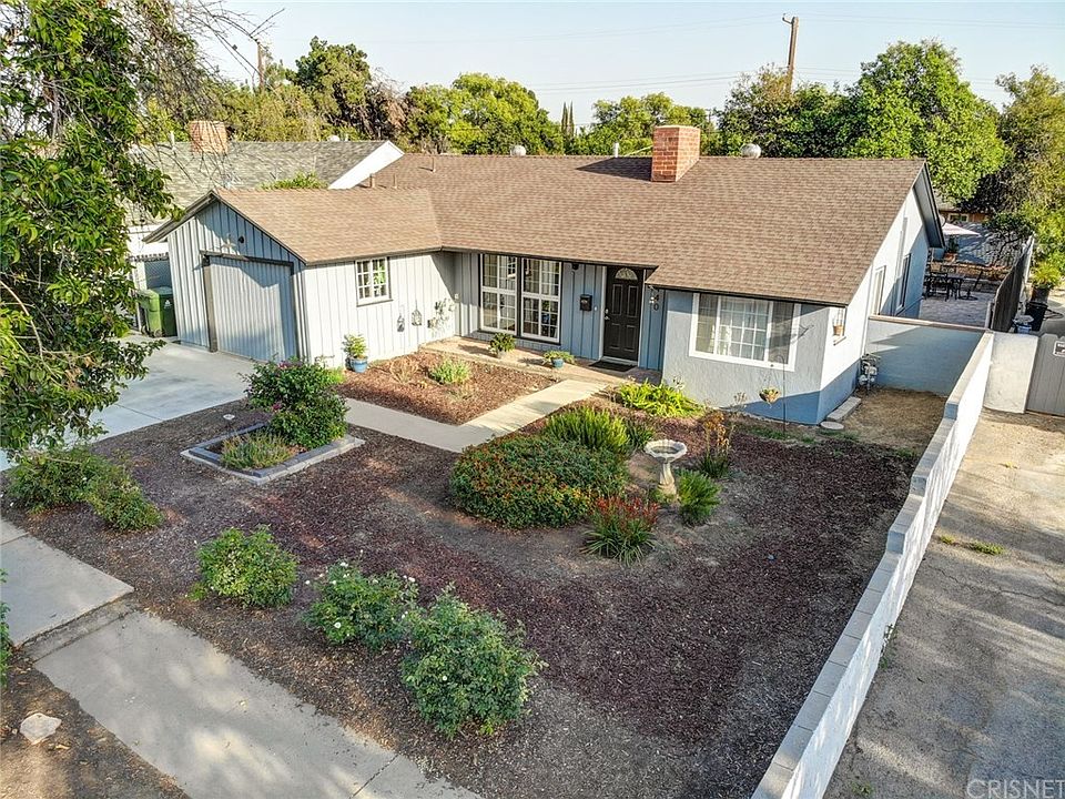 1st image of 17440 Blythe St
