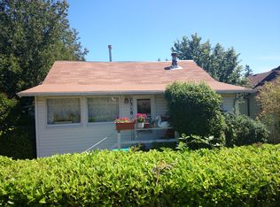 7518 32nd Ave SW, Seattle, WA 98126