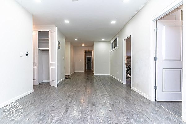 1st image of 377 Montgomery St #B22
