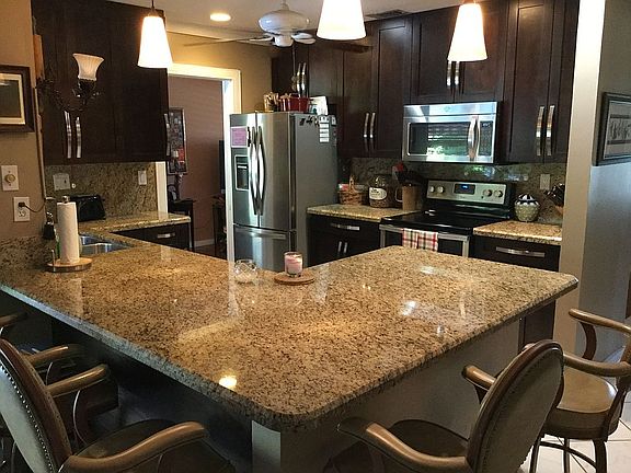 4 seat granite counter