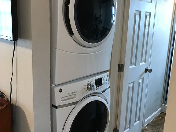 Stackable washer/Dryer in unit