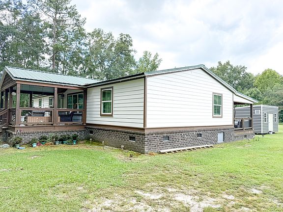 2nd image of 4983 Mount Carmel Rd