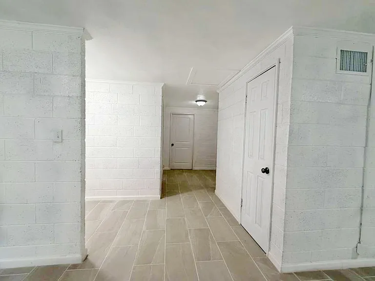 2737 Pierce Rd — Photo 8