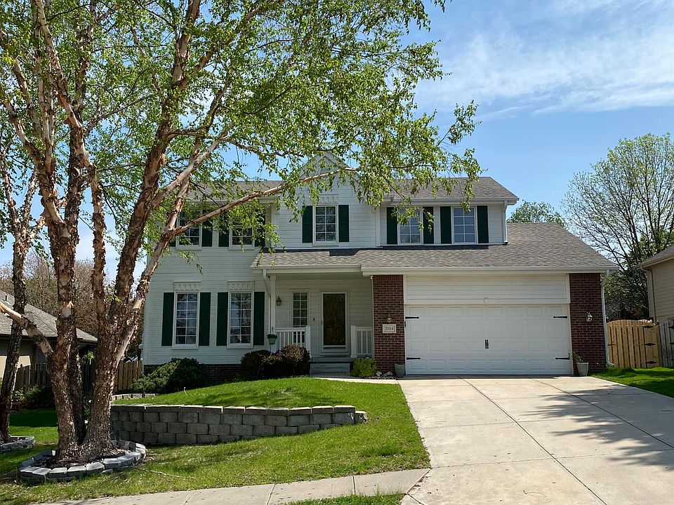 1st image of 2104 Franklin Dr