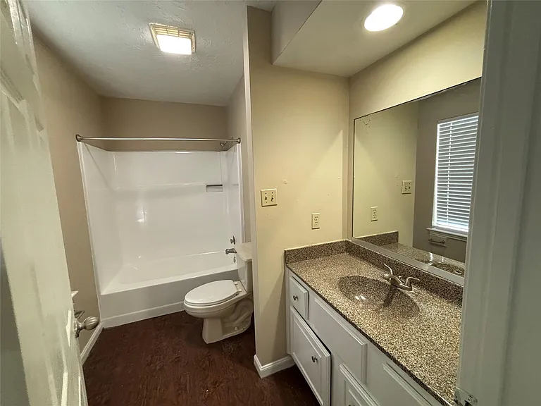 3416 Avenue P — Photo 17
