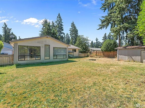 4th image of 2706 Forest Park Ct N