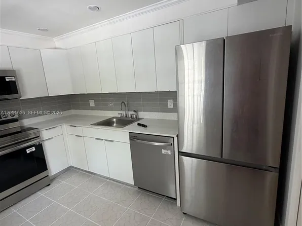 4007 N Cypress Dr APT 203, Pompano Beach, FL 33069
