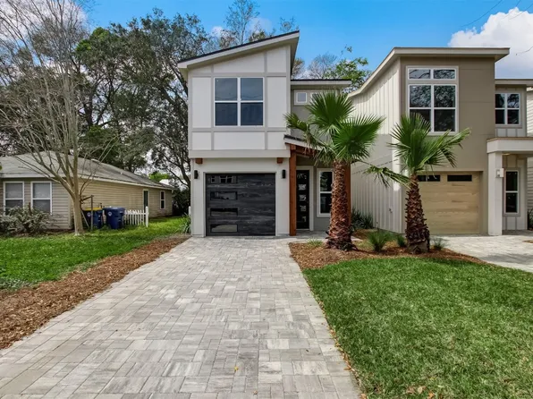 751 7th St, Fernandina Beach, FL 32034