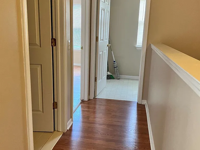 7446 Lacy Dr — Photo 5