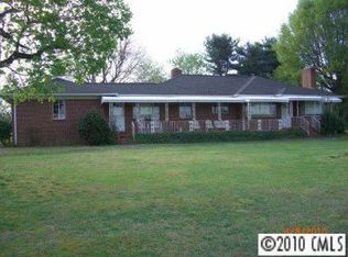 662 Saint Marks Church Rd, Bessemer City, NC 28016
