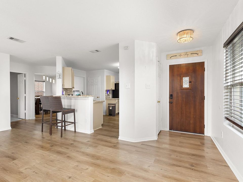 1st image of 4919 Conifer Ridge Way