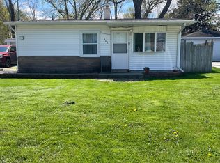 403 Strongbow Trl, Porter, IN 46304