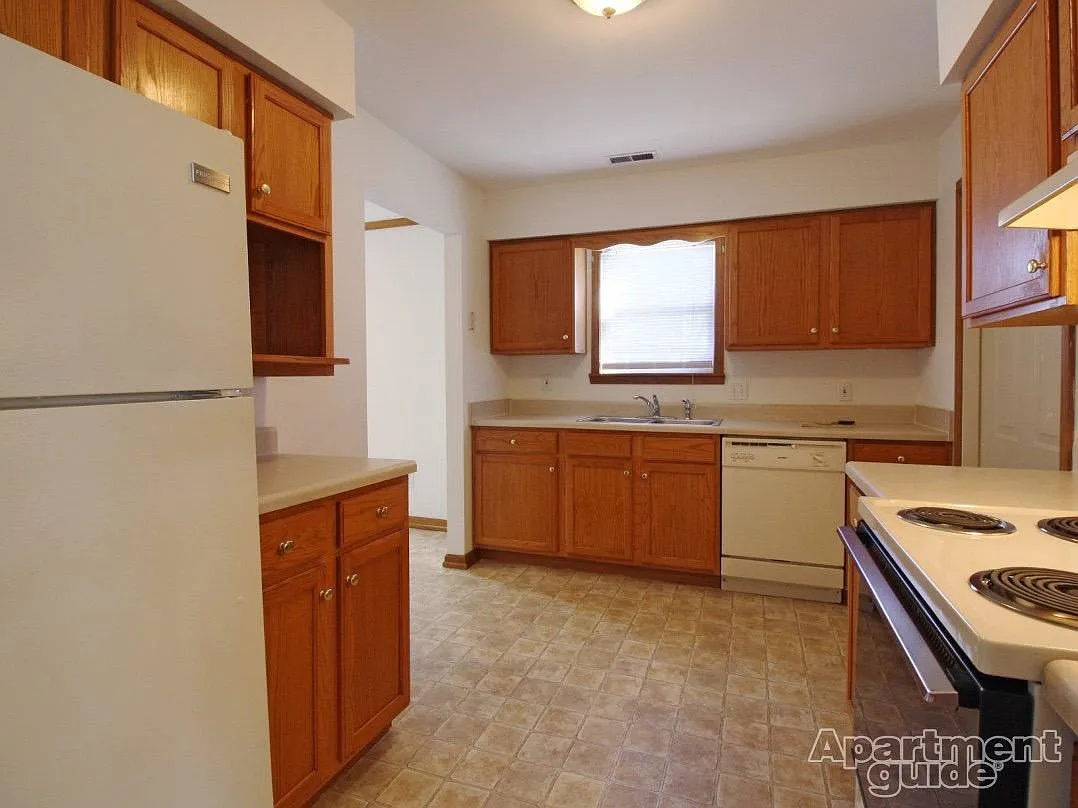 26 Canterbury Ct — Photo 4
