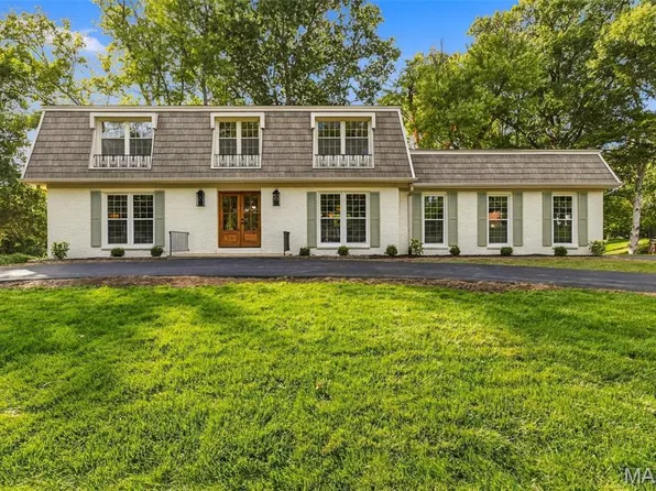 621 Claymont Estates Dr, Chesterfield, MO 63017