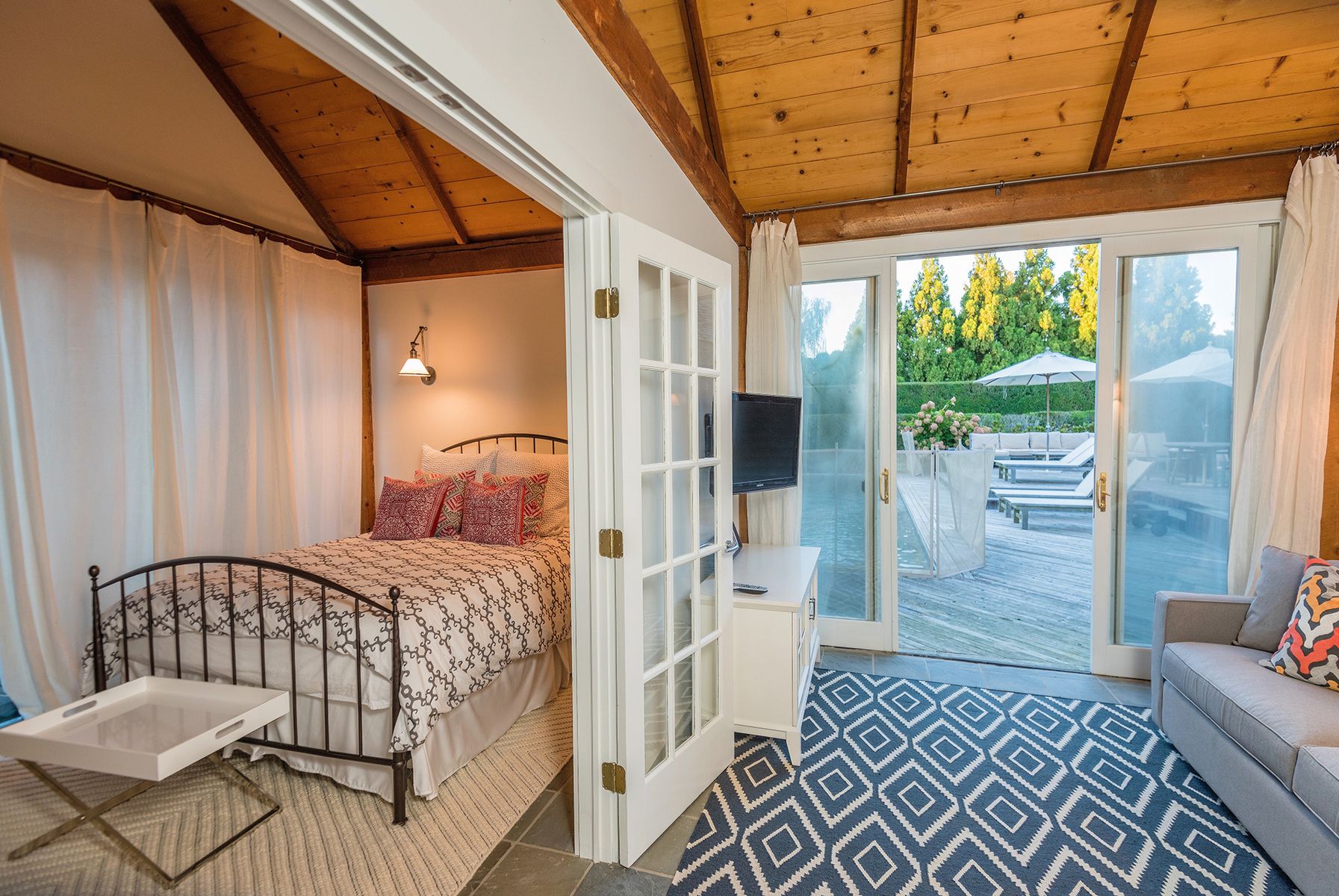 584 Pauls Ln in Bridgehampton Out East