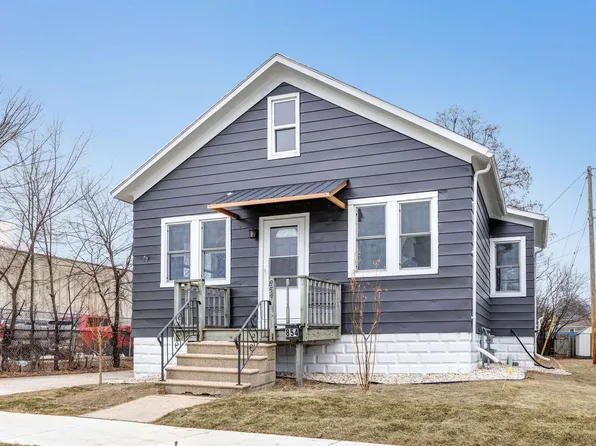 854 School Pl, Green Bay, WI 54303
