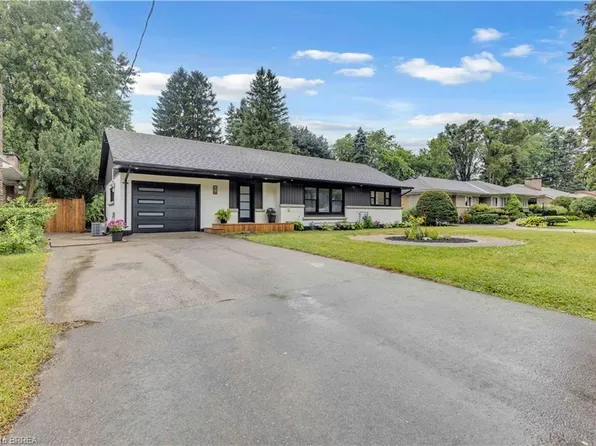 44 Tyrell St, Norfolk County, ON N3Y 2H4