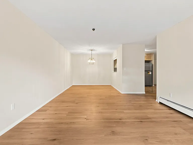 147 Sylvan St #12A — Photo 8