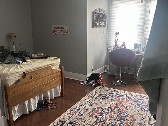 3rd image of 104 Liberty St S #1