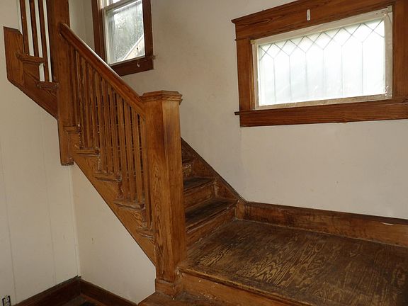 4th image of 1208 Jackson St