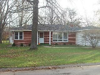 2nd image of 1810 E McPherson St