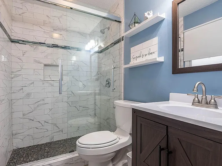 610 W Ryan Rd — Photo 15