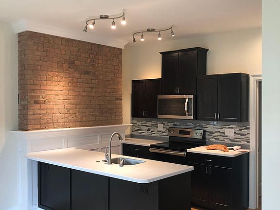 4th image of 115 S Lake Avenue 3 4 And #1