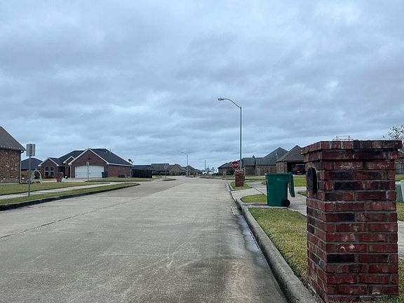 5th image of 708 Cypress Wood Dr