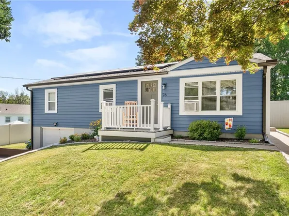 26 Legion Ave, Cumberland, RI 02864