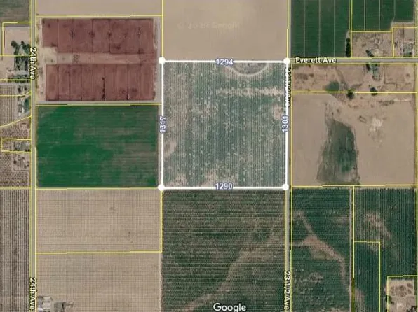 5602 23 1/2 Ave, Riverdale, CA 93656