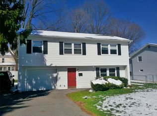 115 Dexter Ave, Liverpool, NY 13088