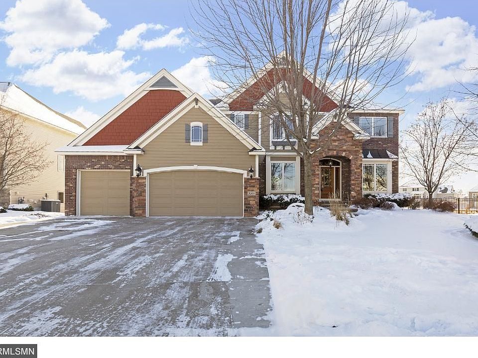 1st image of 3200 117th Ln NE