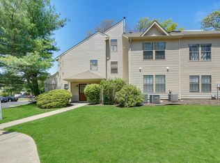 700 Foxglove Ct, Jackson, NJ 08527