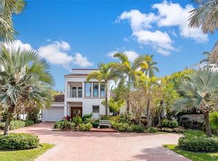235 Harbor Dr, Key Biscayne, FL 33149