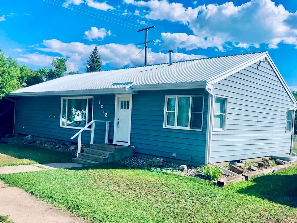 1212 13th St, Fort Benton, MT 59442 Zillow