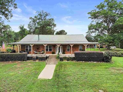 1625 W Lake Dr, Gladewater, TX, 75647