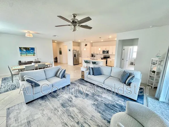 8644 Saint Kitts Cir, Englewood, FL 34224